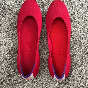 Rothys Square Flats
Size 7
Worn 1 time. Like new condition.